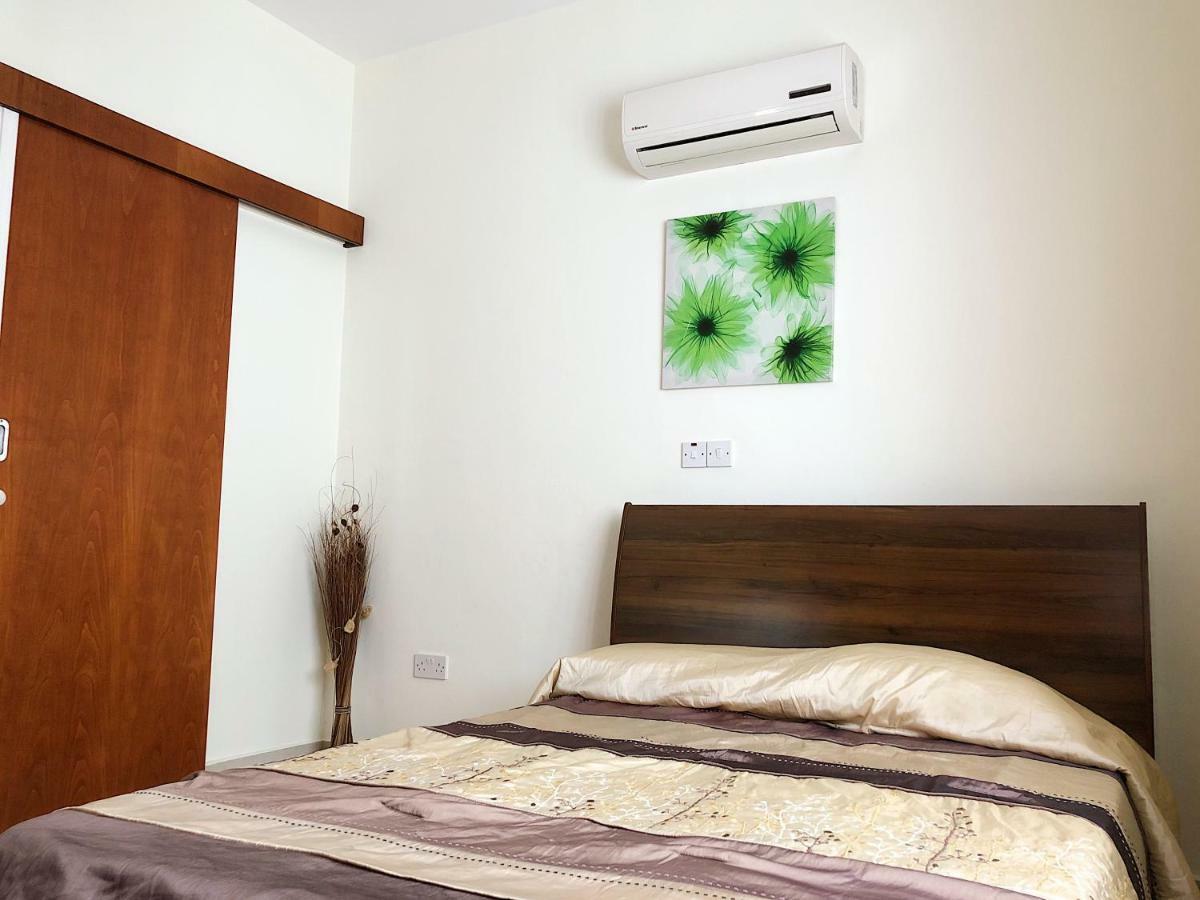 King'S Gardens Apartment Paphos Exterior foto